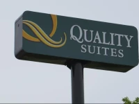 Quality Suites Fargo 