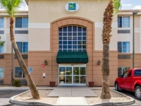Quality Inn & Suites at Metro Center 
