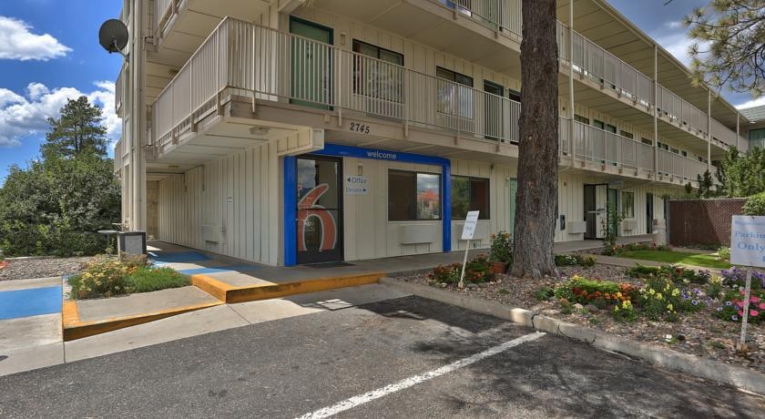 Motel 6 Flagstaff West - Woodland Village 