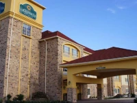 La Quinta Inn & Suites Floresville 3*