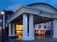 Holiday Inn Express Hotel & Suites Fort Atkinson 