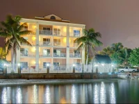 Hutchinson Island Plaza Hotel & Suites 