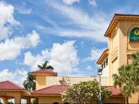La Quinta Inn & Suites Fort Lauderdale Cypress Creek 