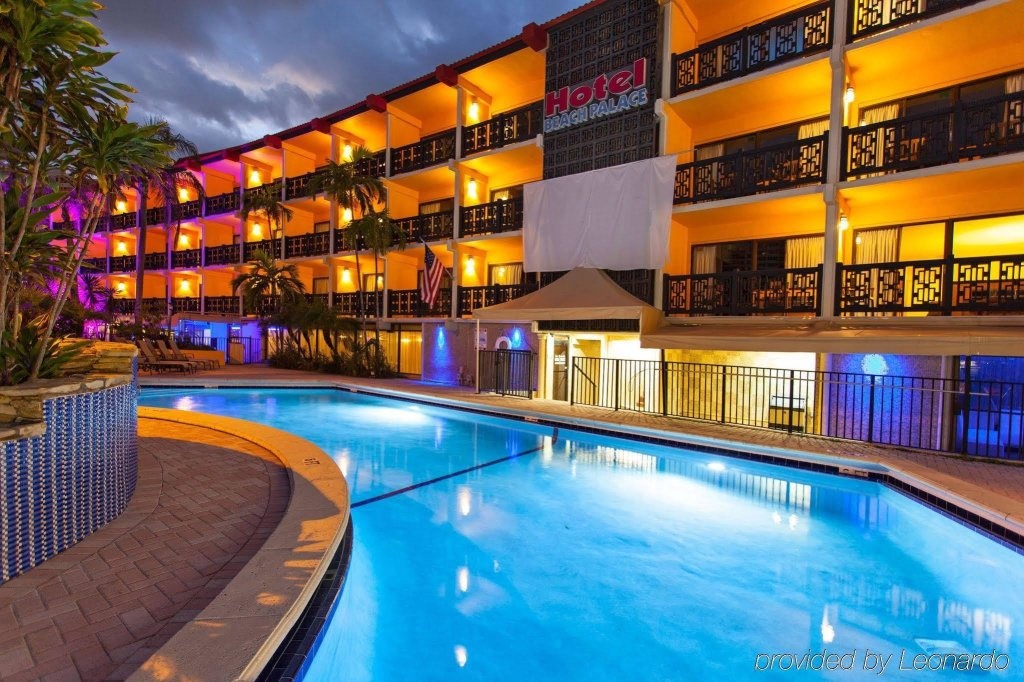 Royal Beach Palace 