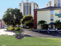 Crestwood Suites of Fort Myers 