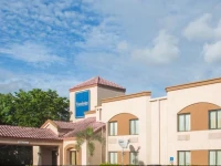Travelodge Fort Myers Airport 