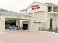 Hampton Inn & Suites Fredericksburg 