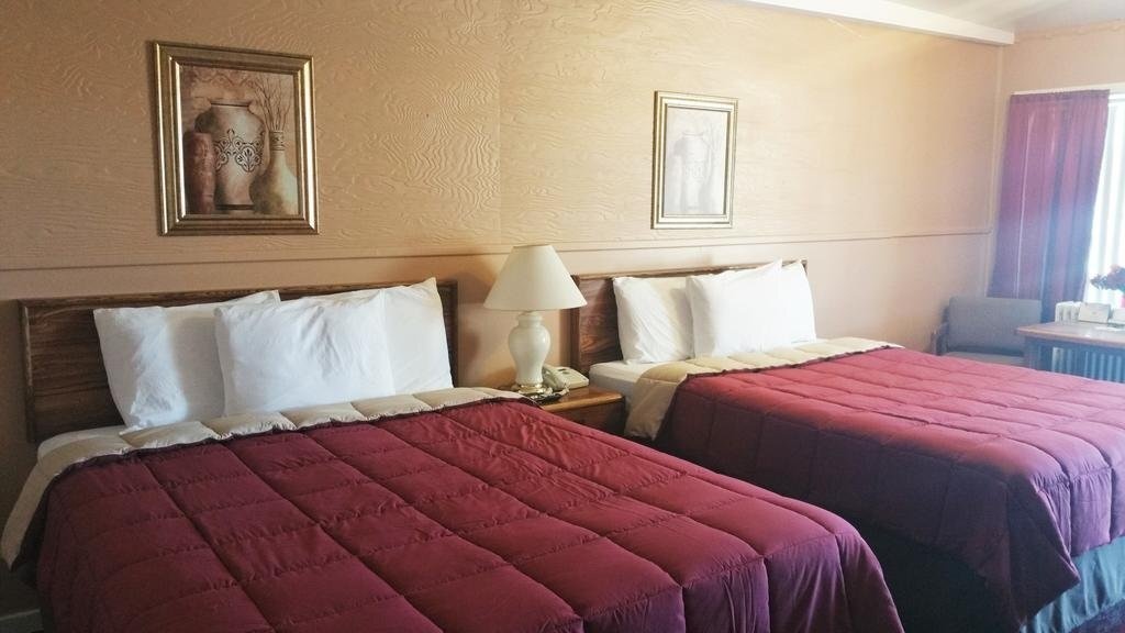H Motel 2*
