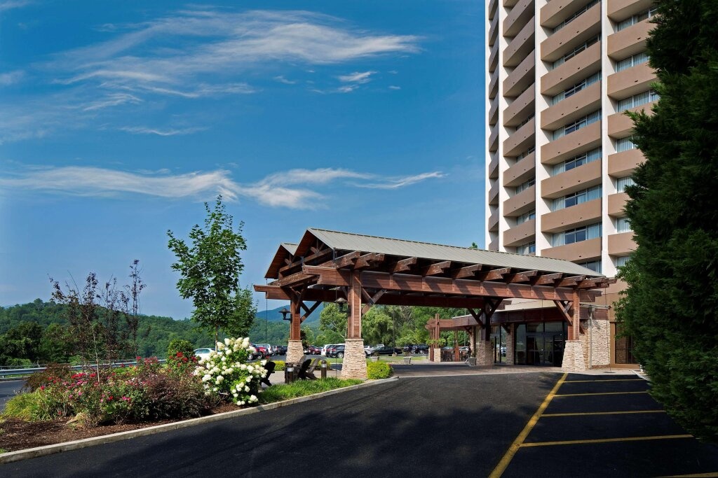 The Park Vista - A DoubleTree by Hilton Hotel - Gatlinburg 