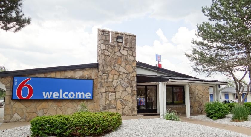 Motel 6 Erie 
