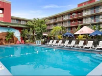 Ramada Hollywood Downtown 
