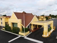 The Hollywood Gateway Inn 
