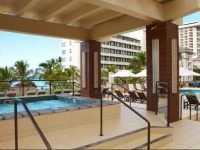 Hyatt Regency Waikiki Beach Resort & Spa 