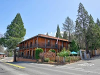 The Groveland Hotel 