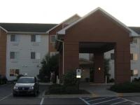Baymont Inn & Suites- Gurnee 