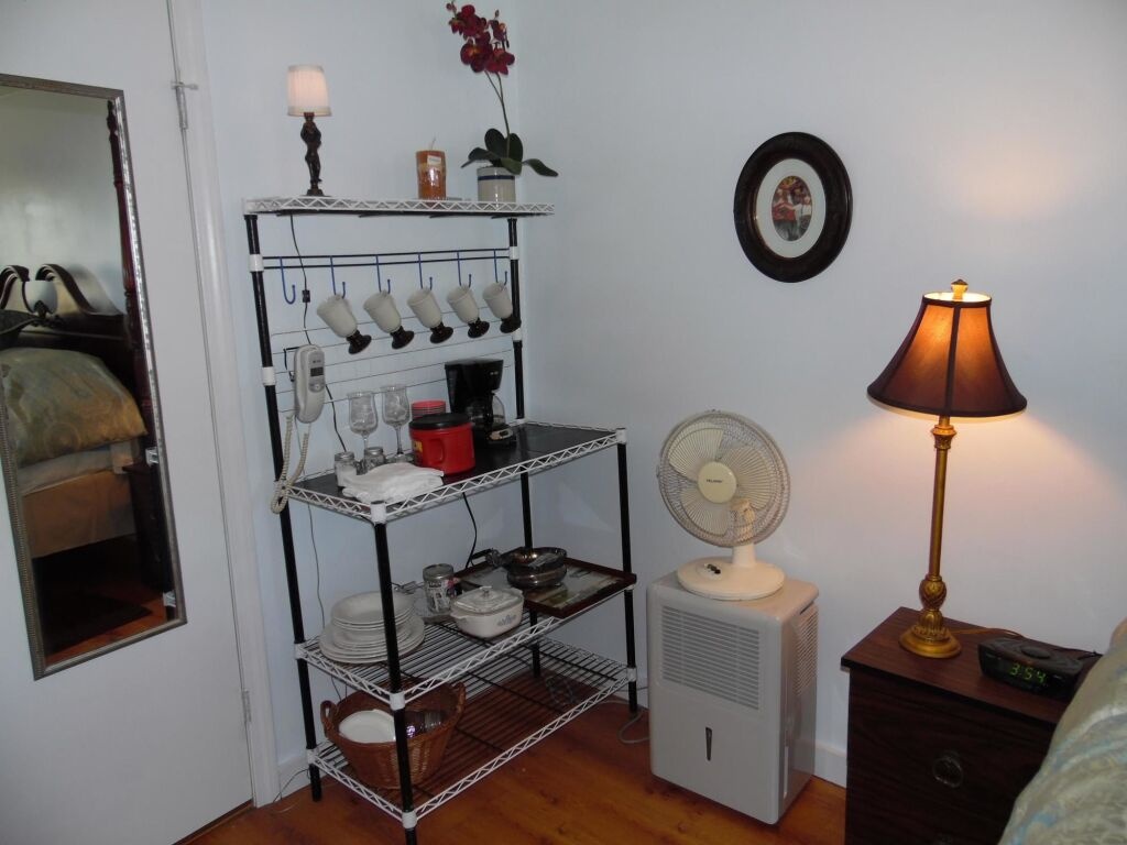 The Queen Anne House Bed and Breakfast 
