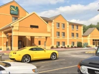 Quality Inn and Suites Harvey 