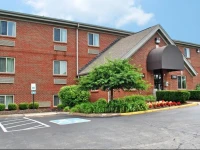 Crossland Economy Studios St. Louis вЂ“ Airport Chapel 