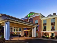 Holiday Inn Express Hotel & Suites Hinesville 
