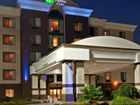 Holiday Inn Express Hotel & Suites Birmingham - Inverness 280 