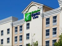 Holiday Inn Express & Suites Huntersville Birkdale 