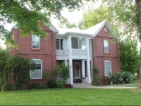 Valley House Inn 
