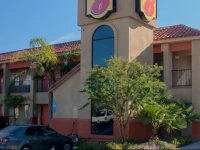 Indio Super 8 & Suites 