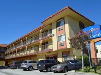 Cloud 9 Inn LAX 
