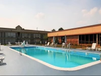 Quality Inn & Suites York 