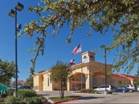 La Quinta Inn & Suites Dallas Las Colinas 