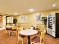 Americas Best Value Inn - East Syracuse 