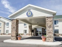 Cobblestone Inn & Suites Eaton 