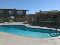 Royal Motor Inn 
