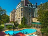1886 Crescent Hotel and Spa 