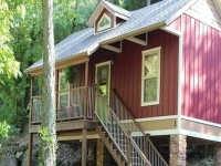All Seasons Treehouse Village 