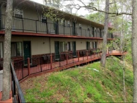 Brydan Suites 