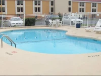 Rodeway Inn & Suites Jacksonville 