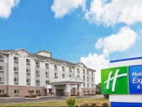 Holiday Inn Express Hotel and Suites Jenks 