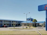 Motel 6 Jennings 