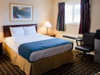 Grand View Plaza Inn & Suites 