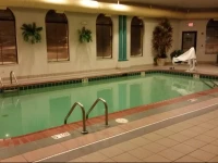 Days Inn and Suites Kalamazoo 