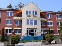Camden Riverhouse Hotel and Inn 