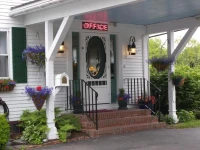 Cedar Crest Inn 