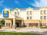 Comfort Inn & Suites Near Worlds of Fun 