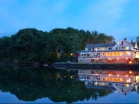 The Edgewater Inn 