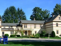 1802 House Bed & Breakfast Inn 