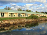 Yachtsman Lodge & Marina 