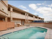 Best Western Kettleman City Inn & Suites 