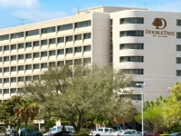DoubleTree by Hilton Hotel Houston Hobby Airport 