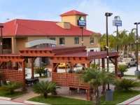 Days Inn & Suites Houston North-Spring 